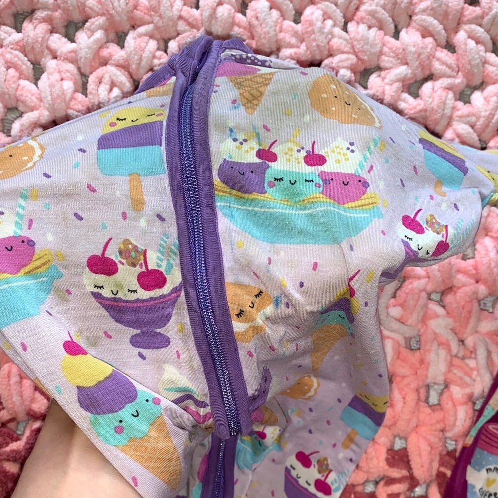 well-loved Little Sleepies pair !! CUUTE 12-18m - Picture 4 of 10